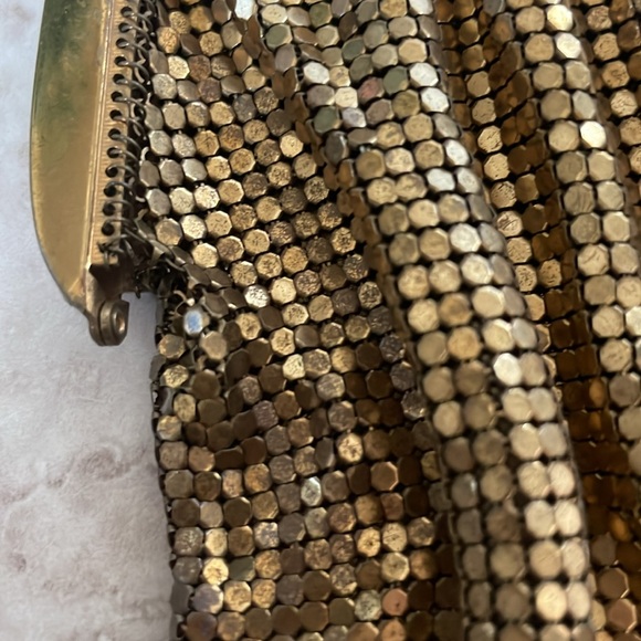 Vintage Whiting & Davis gold mesh bag - Picture 4 of 5